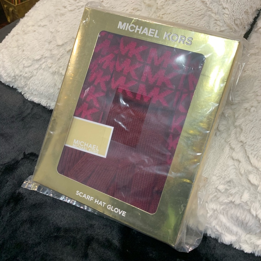 Michael Kors hat, scarf & gloves